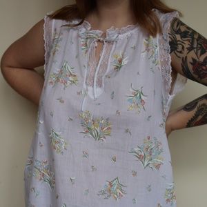 1970s Floral Nightgown
